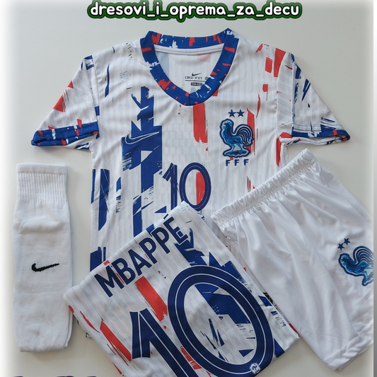 Mbape novi model Francuska